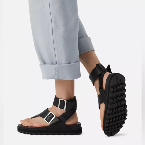 Sorel Roaming T-Strap Leather Sandals - Picture 1 of 6